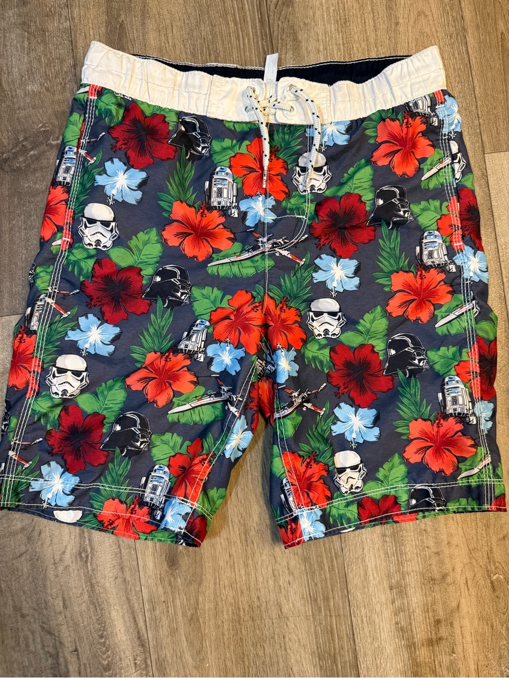 Gap Kids Star Wars Swim Trunks Boys XL 12 Darth Vader R2D2 Tropical Board Shorts